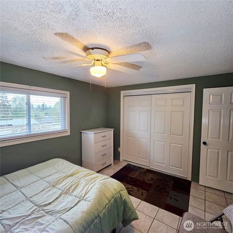 6919 90th Street E, Puyallup, WA 98371