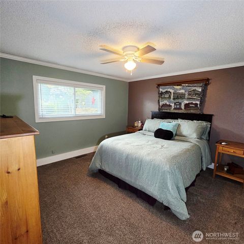 6919 90th Street E, Puyallup, WA 98371