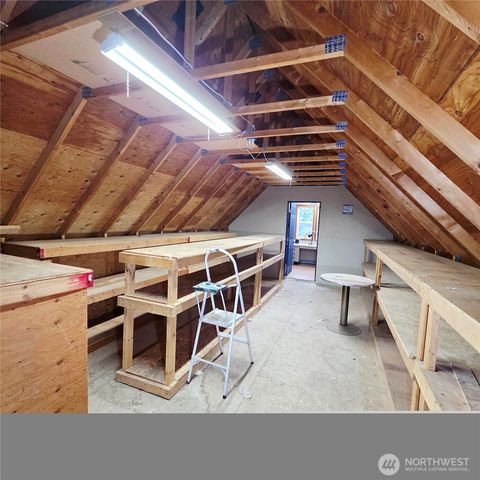 6919 90th Street E, Puyallup, WA 98371