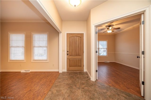 30 Barnstone Lane 18, Canfield, OH 44406