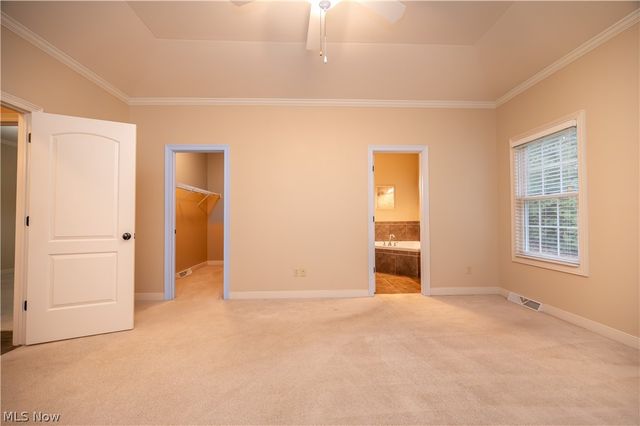 30 Barnstone Lane 18, Canfield, OH 44406