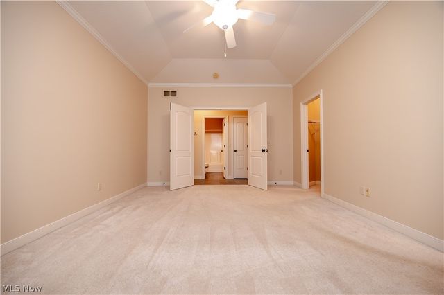 30 Barnstone Lane 18, Canfield, OH 44406