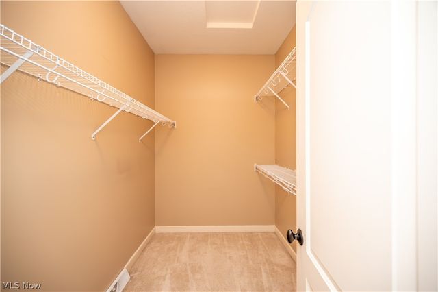 30 Barnstone Lane 18, Canfield, OH 44406