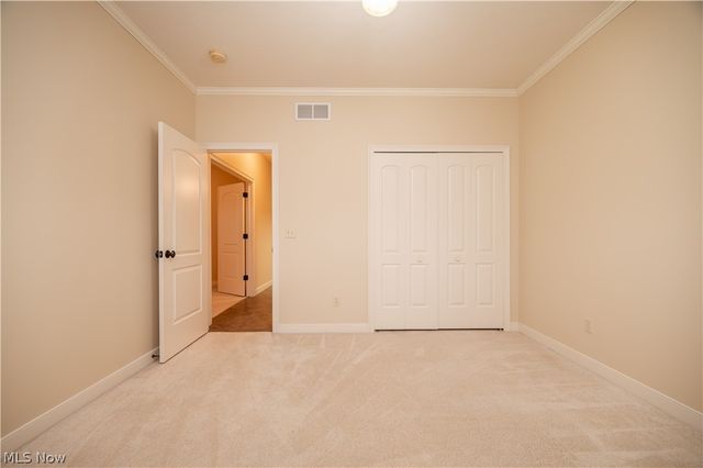 30 Barnstone Lane 18, Canfield, OH 44406