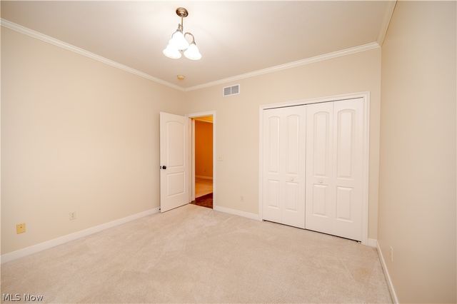 30 Barnstone Lane 18, Canfield, OH 44406