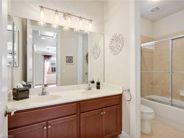 19618 Maddelena CIR, Estero, FL 33967