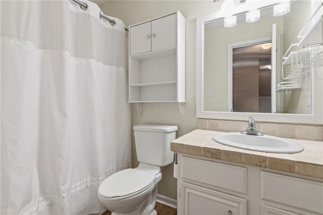 2912 Lankford Drive, Lawrence, KS 66046