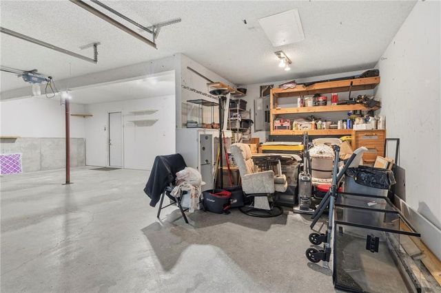 2912 Lankford Drive, Lawrence, KS 66046