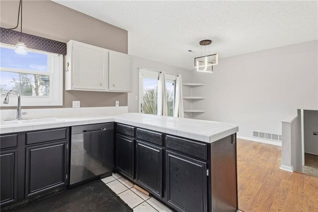 2912 Lankford Drive, Lawrence, KS 66046