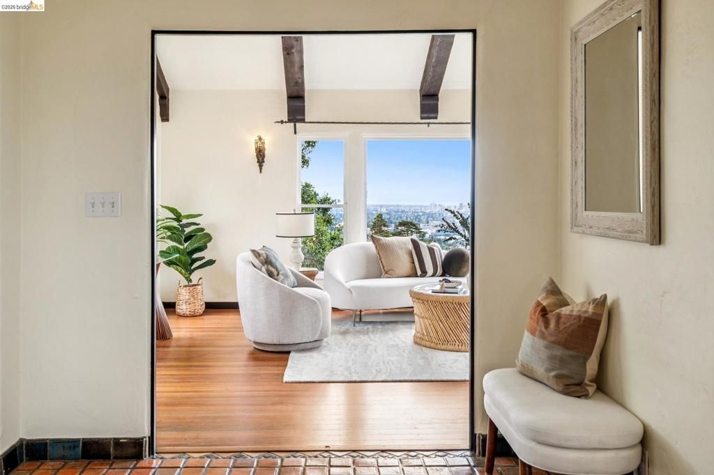 Image 14 of property listing at 784 Cragmont Avenue, Berkeley, CA 94708