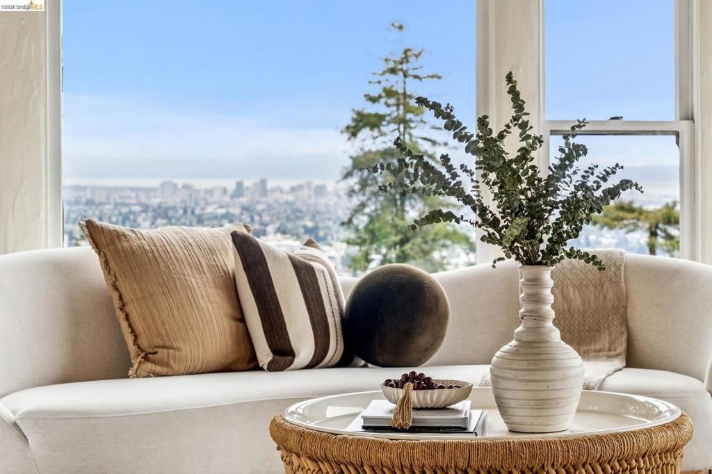 Image 21 of property listing at 784 Cragmont Avenue, Berkeley, CA 94708