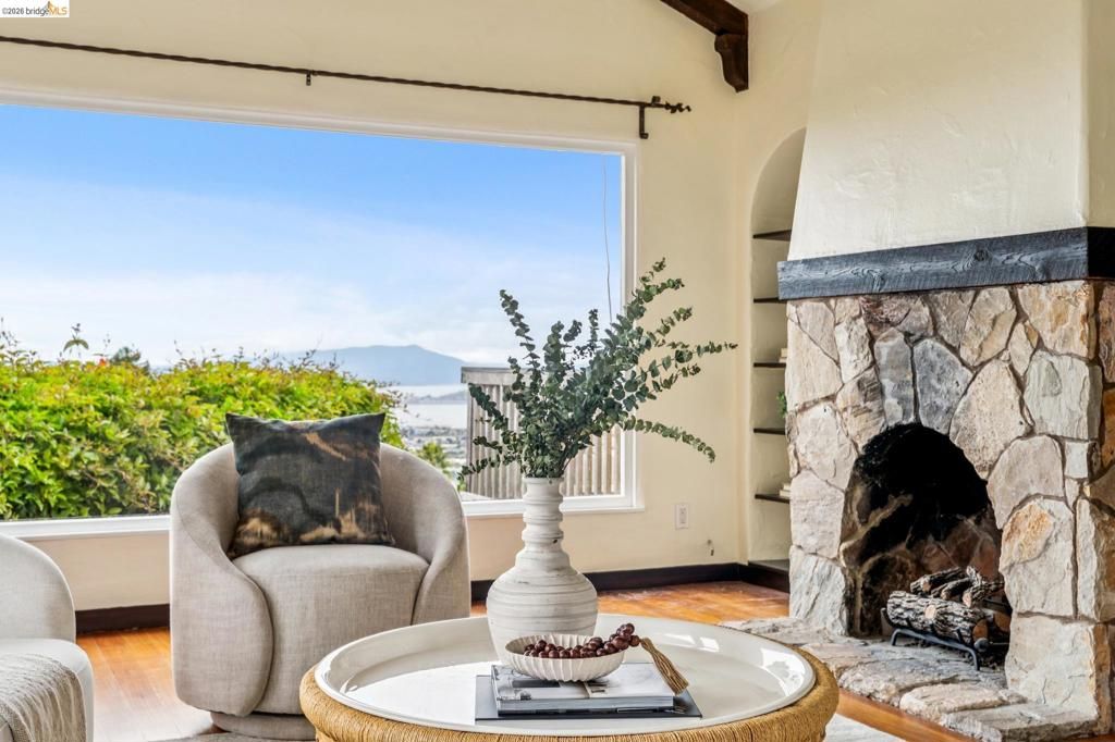 Image 23 of property listing at 784 Cragmont Avenue, Berkeley, CA 94708