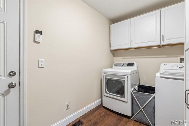 215 Highland Meadows Drive, Wentzville, MO 63385