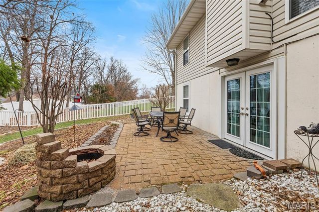 215 Highland Meadows Drive, Wentzville, MO 63385