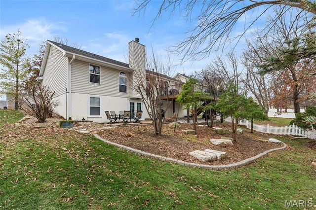 215 Highland Meadows Drive, Wentzville, MO 63385