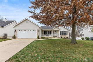 215 Highland Meadows Drive, Wentzville, MO 63385