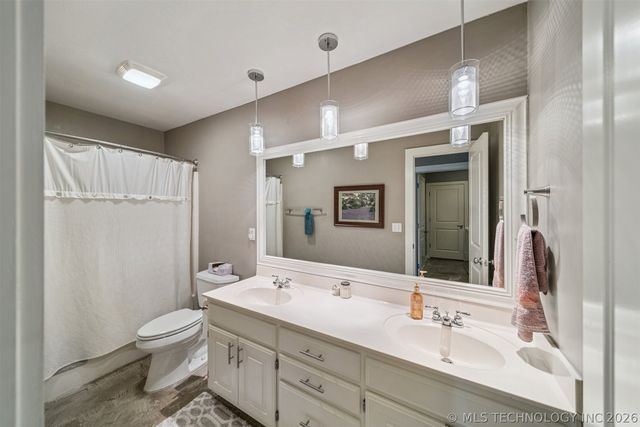 13820 E 93rd Circle North, Owasso, OK 74055