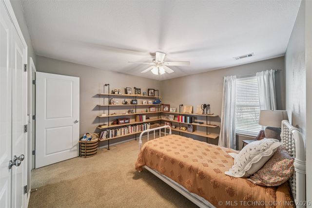 13820 E 93rd Circle North, Owasso, OK 74055
