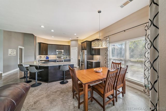 13820 E 93rd Circle North, Owasso, OK 74055