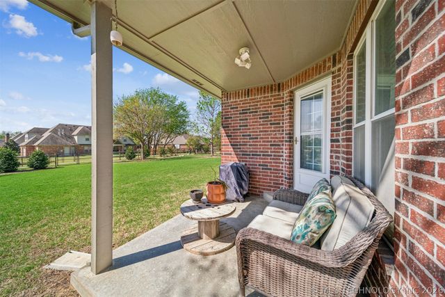 13820 E 93rd Circle North, Owasso, OK 74055