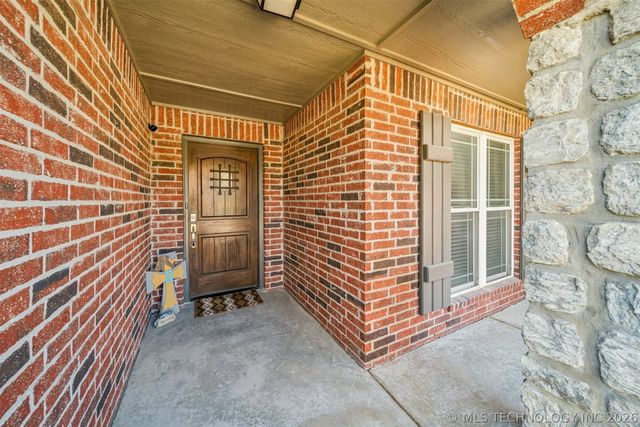 13820 E 93rd Circle North, Owasso, OK 74055