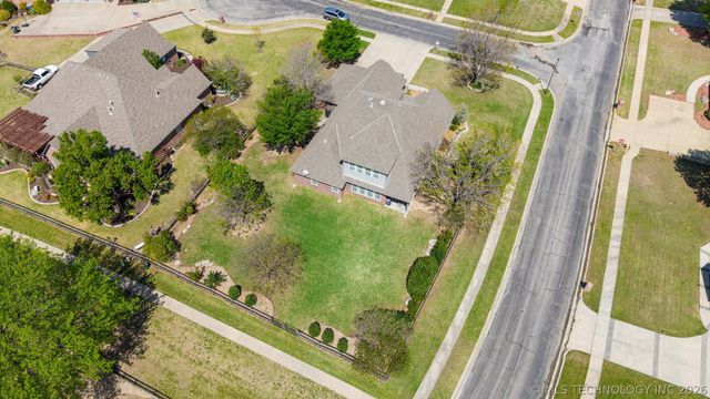 13820 E 93rd Circle North, Owasso, OK 74055