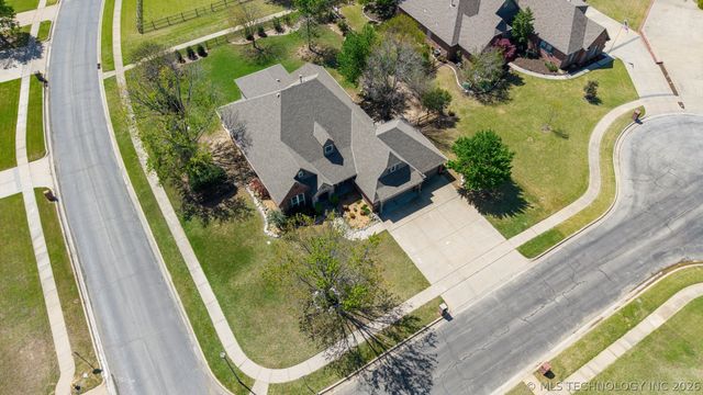 13820 E 93rd Circle North, Owasso, OK 74055