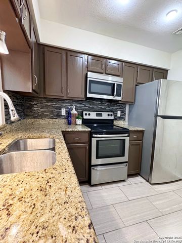11839 Parliament St Apt 1822, San Antonio, TX 78216
