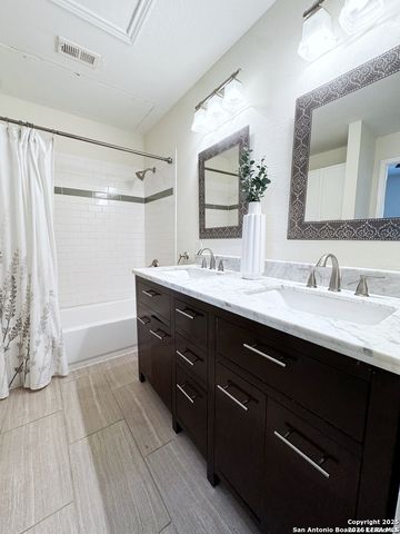 11839 Parliament St Apt 1822, San Antonio, TX 78216