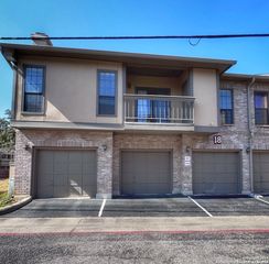11839 Parliament St Apt 1822, San Antonio, TX 78216