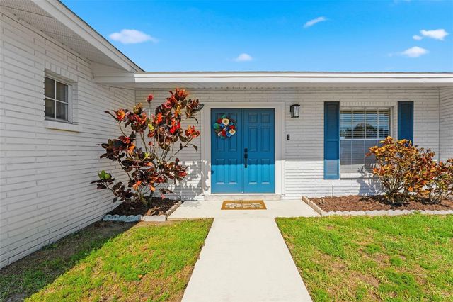 4810 ARROWWOOD DRIVE, Tampa, FL 33615