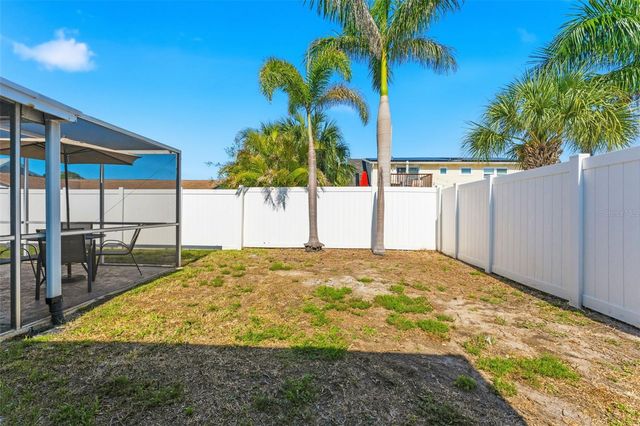 4810 ARROWWOOD DRIVE, Tampa, FL 33615