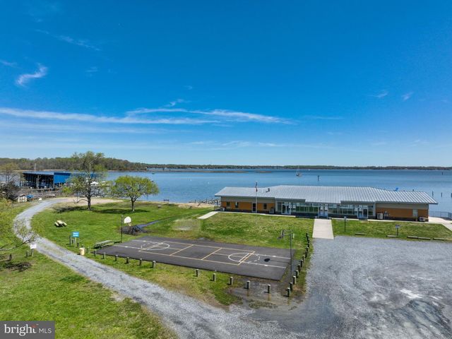3635 BRANHUM RD, Edgewater, MD 21037