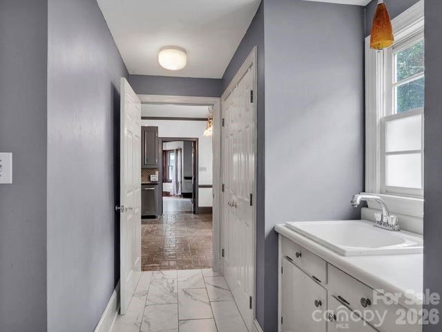 9124 S Providence Road, Waxhaw, NC 28173