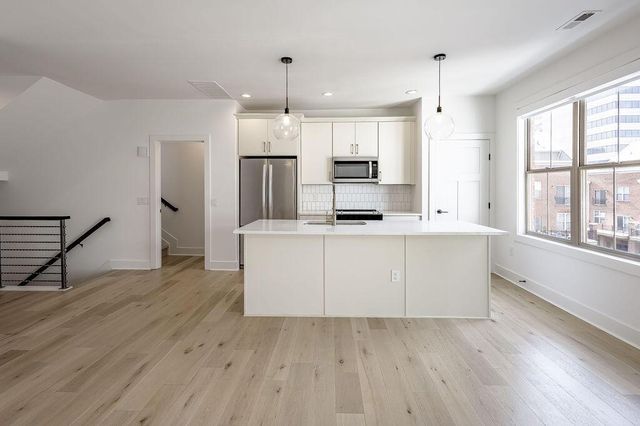 173 S Front Street, 173SF, Columbus, OH 43215