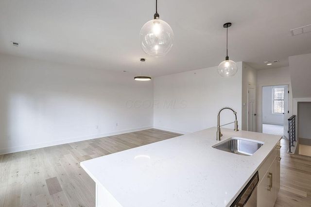 173 S Front Street, 173SF, Columbus, OH 43215