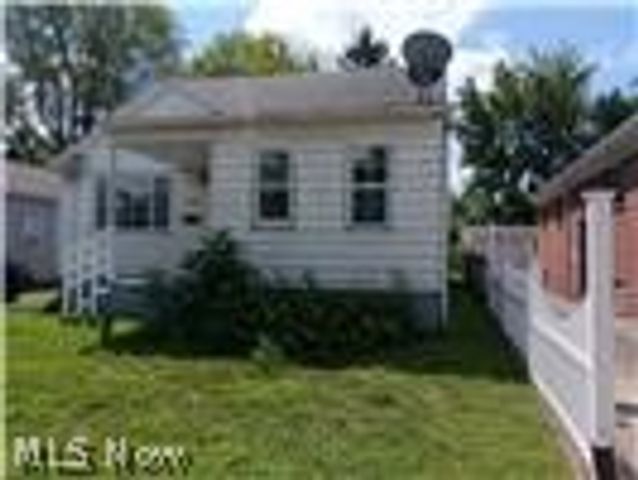 12405 Emery Avenue, Cleveland, OH 44135