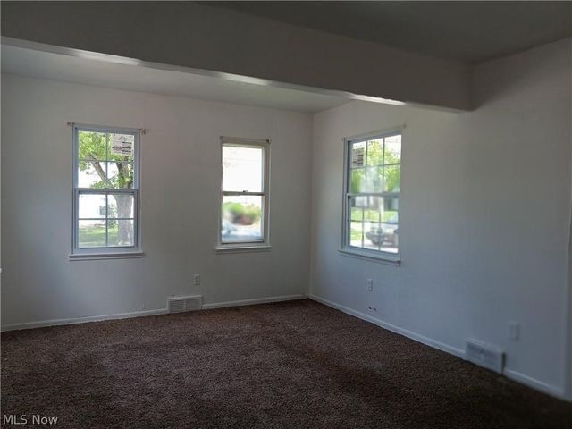 12405 Emery Avenue, Cleveland, OH 44135