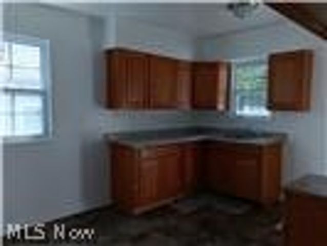 12405 Emery Avenue, Cleveland, OH 44135