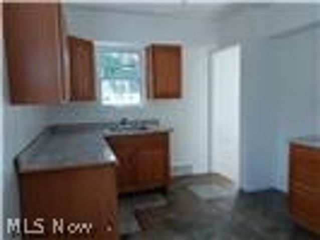 12405 Emery Avenue, Cleveland, OH 44135