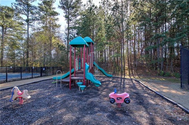 4 Timberland Trace Court, Dallas, GA 30157