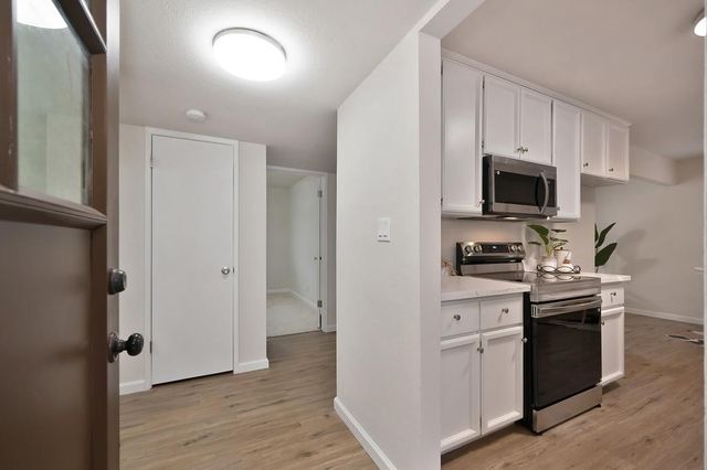 7559 Amherst St, Sacramento, CA 95822