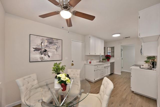 7559 Amherst St, Sacramento, CA 95822