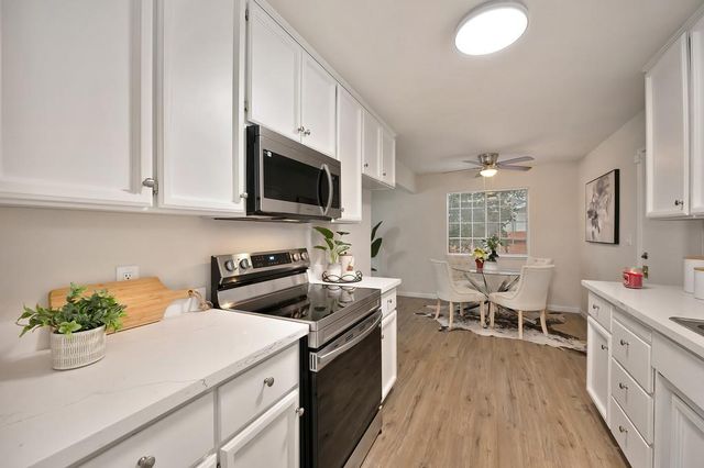 7559 Amherst St, Sacramento, CA 95822