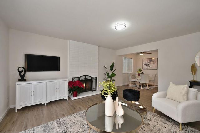 7559 Amherst St, Sacramento, CA 95822