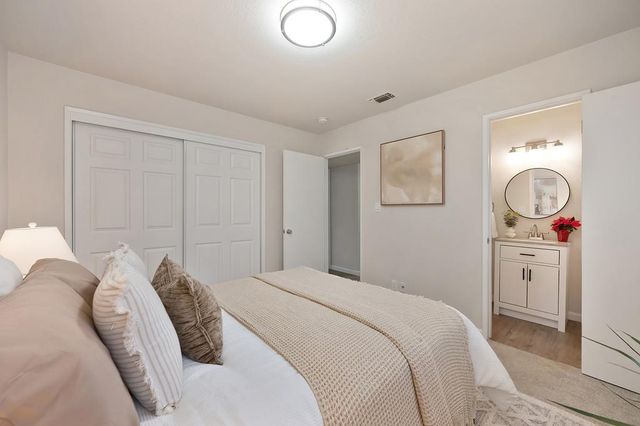 7559 Amherst St, Sacramento, CA 95822