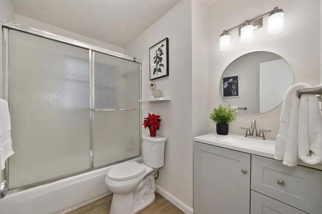 7559 Amherst St, Sacramento, CA 95822