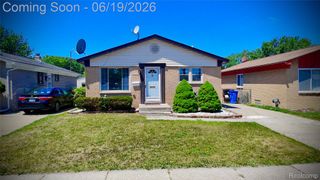 27087 Alden Street, Madison Heights, MI 48071