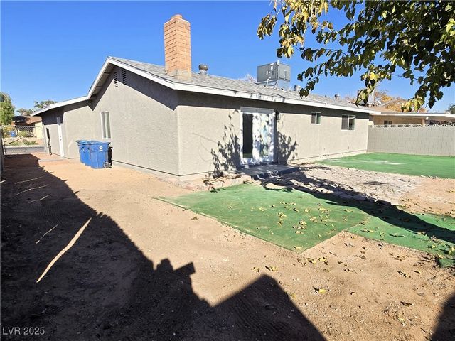 6269 Churchfield Boulevard, Las Vegas, NV 89103