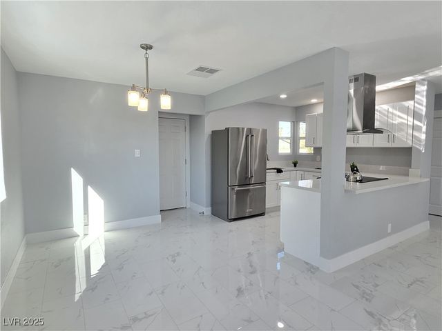 6269 Churchfield Boulevard, Las Vegas, NV 89103